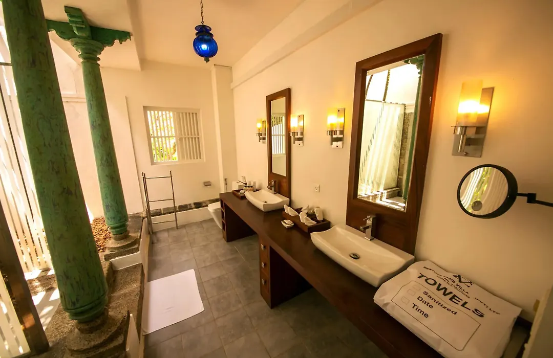 Club Villa-1