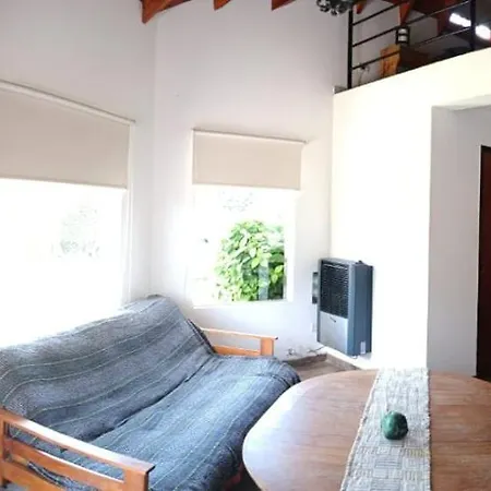 Posada Villa club, Apart 1 cerca del aeropuerto el palomar-3